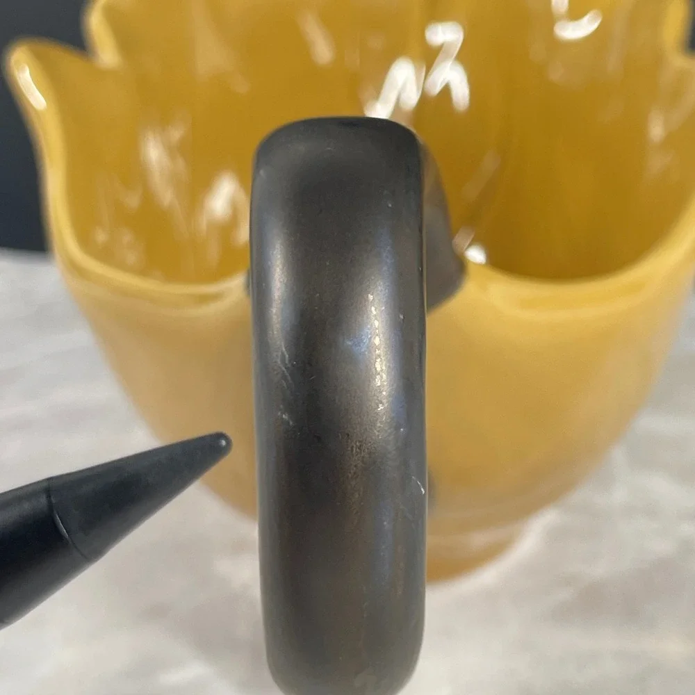 Chris Madden Thanksgiving Yellow Leaf Gravy Boat Sauce Server Fall Autumn Handle